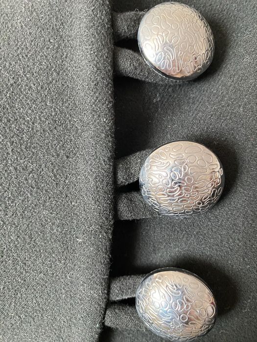 Продам пальто чёрное