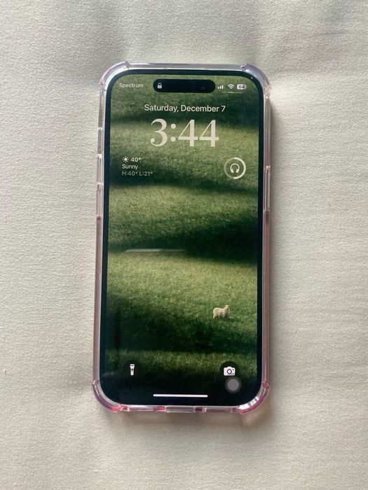 Айфон 15 с гарантии