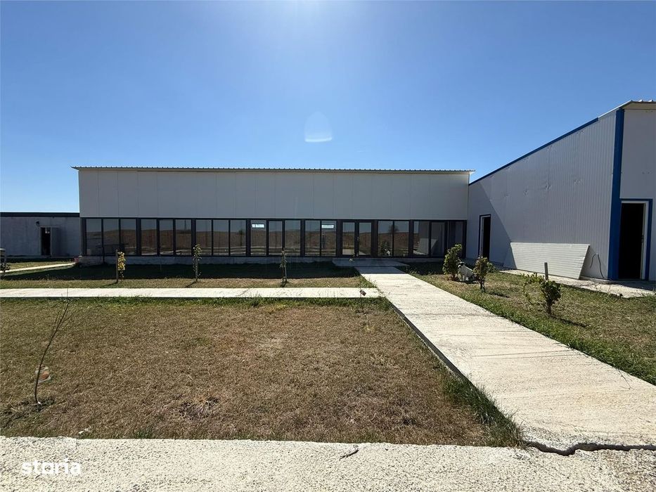 Afacere la cheie cu teren intravilan 8500mp