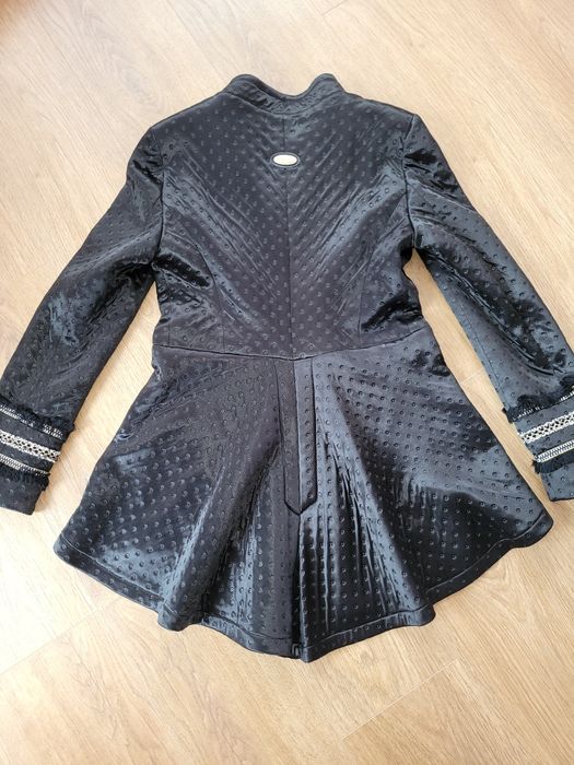 Пролетно манто Lucy