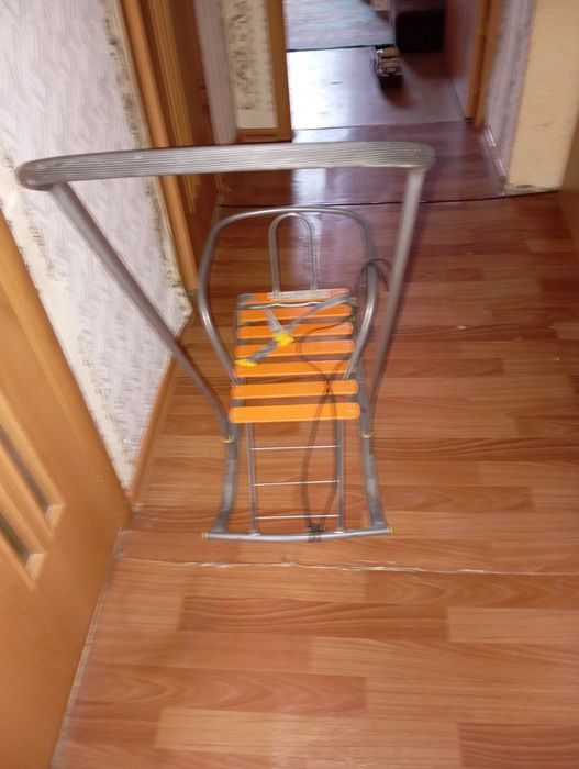 Санки детские в отличном состоянии