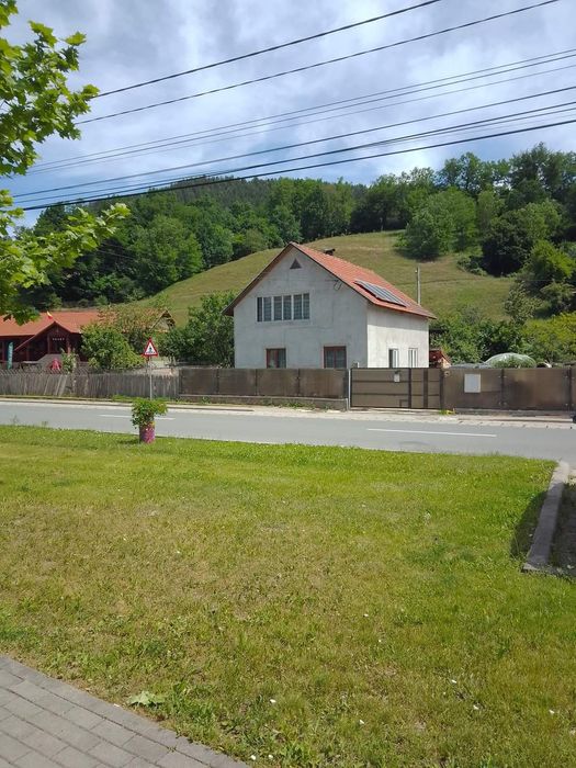 Casă de vânzare la bulevard