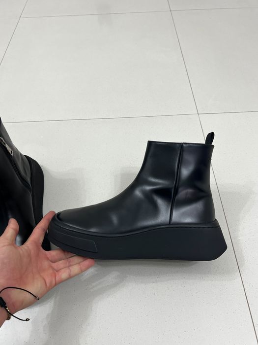 Ghete Prada Din Piele