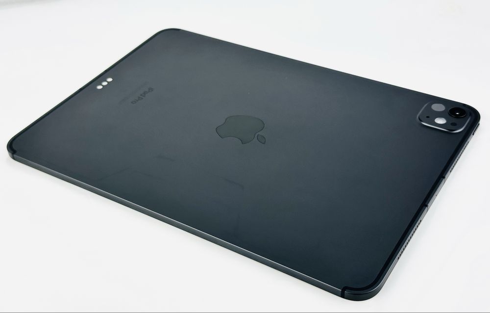 НОВ! Apple iPad Pro 11" 2024 M4 Cellular 256GB Space Gray Гаранция