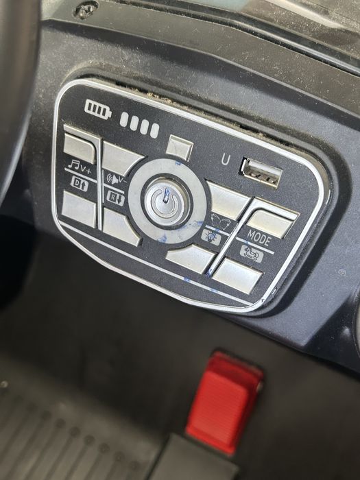 Продам детскую машину