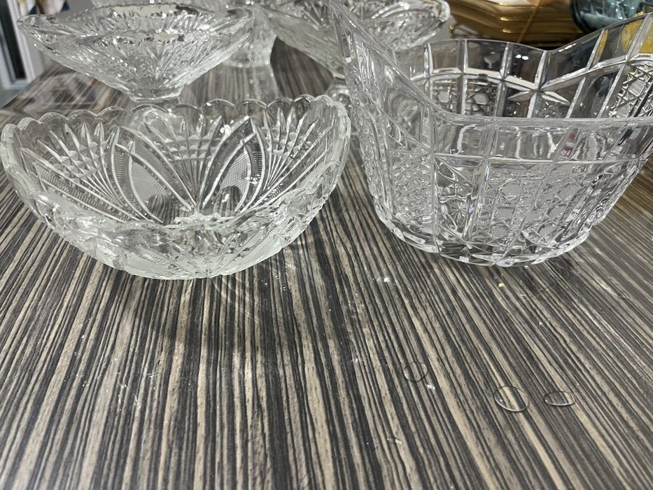 Хрусталь в количестве 7 шт.