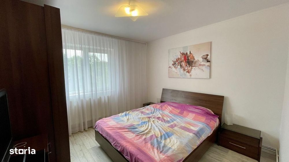 Apartament 3 camere, decomandat, zona ultracentrala, bloc Mobilux, eta