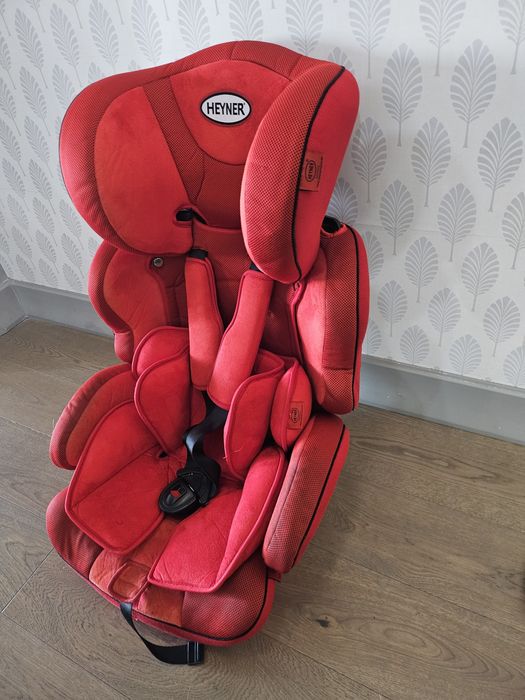 Автокресло Heyner