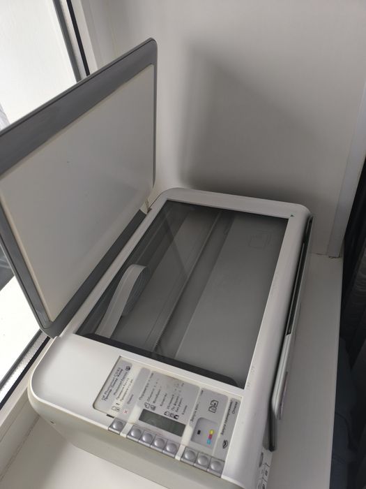 Продам 2в 1 цветной принтер