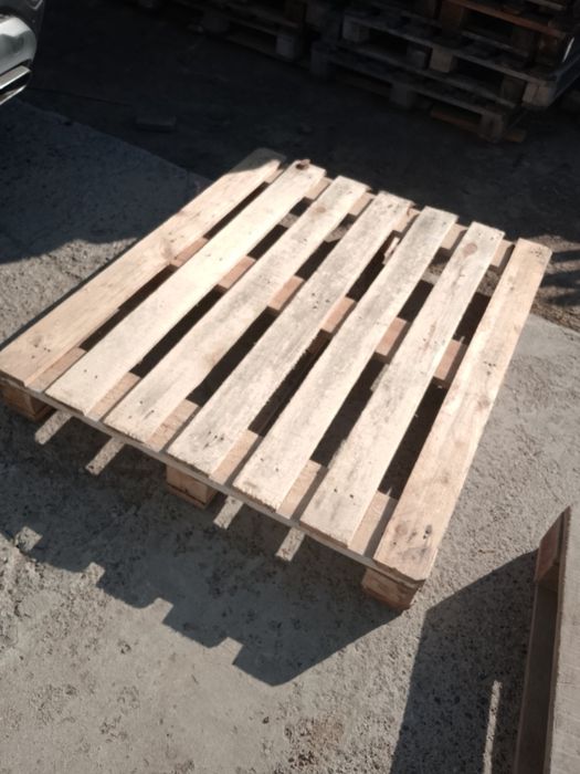 Продам поддоны паллеты