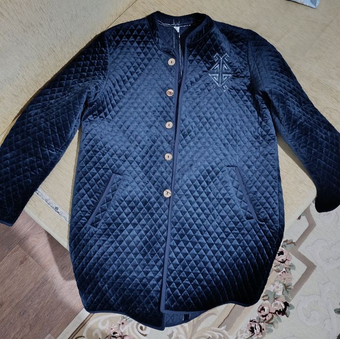 Ұлттық шапан сатылады, жаңа