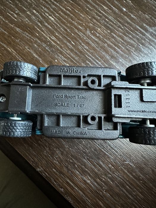 Jucării mașinuțe machete