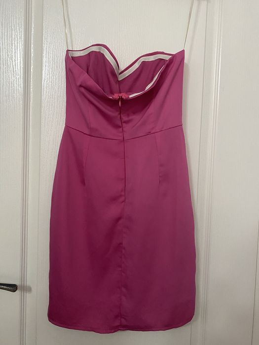 Розова мини рокля с корсет