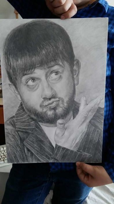 портрет карандашом дешево к 8 марта