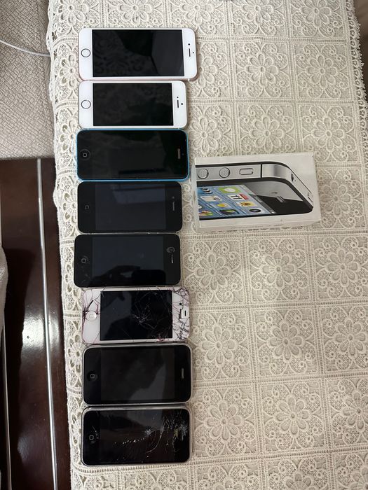 Продам коллекцию Apple iPhone
