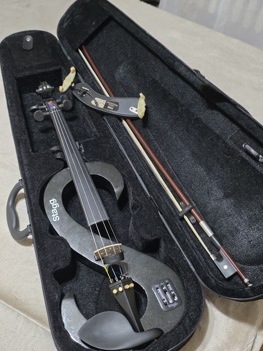 Tot pachetul 3.500 lei Chitara bass + vioara + stație Marbass