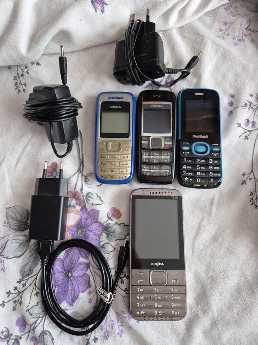 Vând telefone Nokia, E-Boda, Digi Mobile, funcționale.