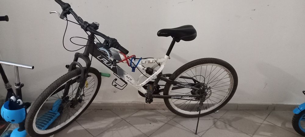 Велосипед скоростной.