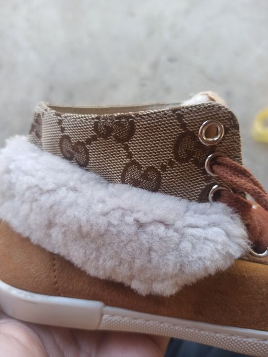 Ghetuțe copil gucci