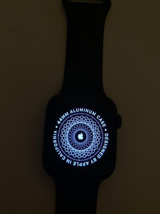 SUPER OFERTA Apple Watch 5 (92% sanatatea bateriei)