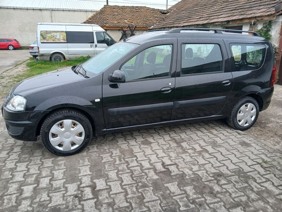Dacia Logan Mcv 1.5 Diesel 5 locuri € 5 2012