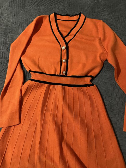 Продам новое платье, размер 44-46