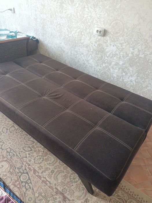 Продам диван в хорошем состоянит