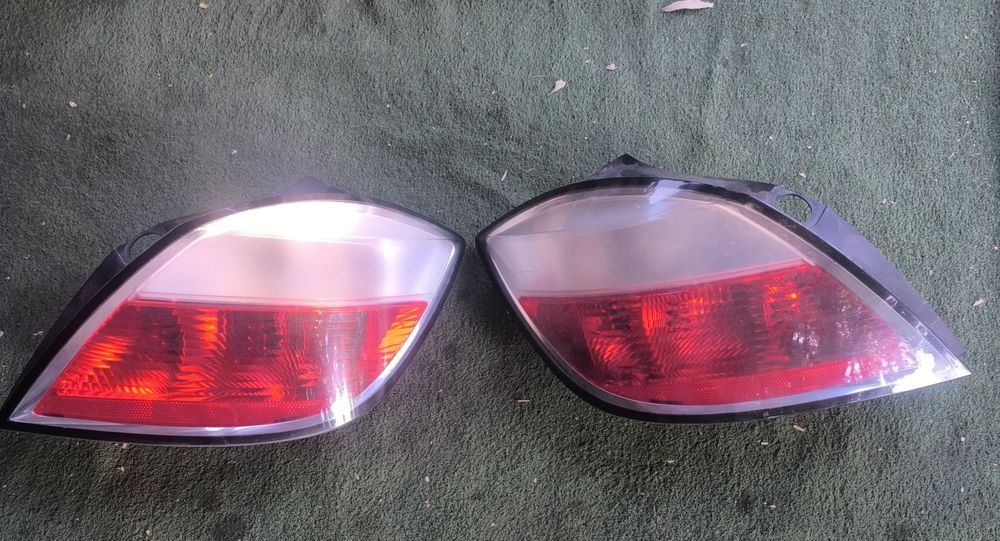 Stopuri / triple / tripla spate Opel Astra H Hatchback