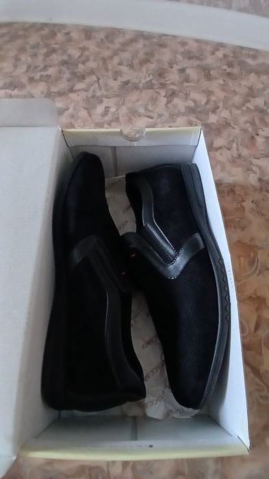 Туфли замшевые 44 размер.