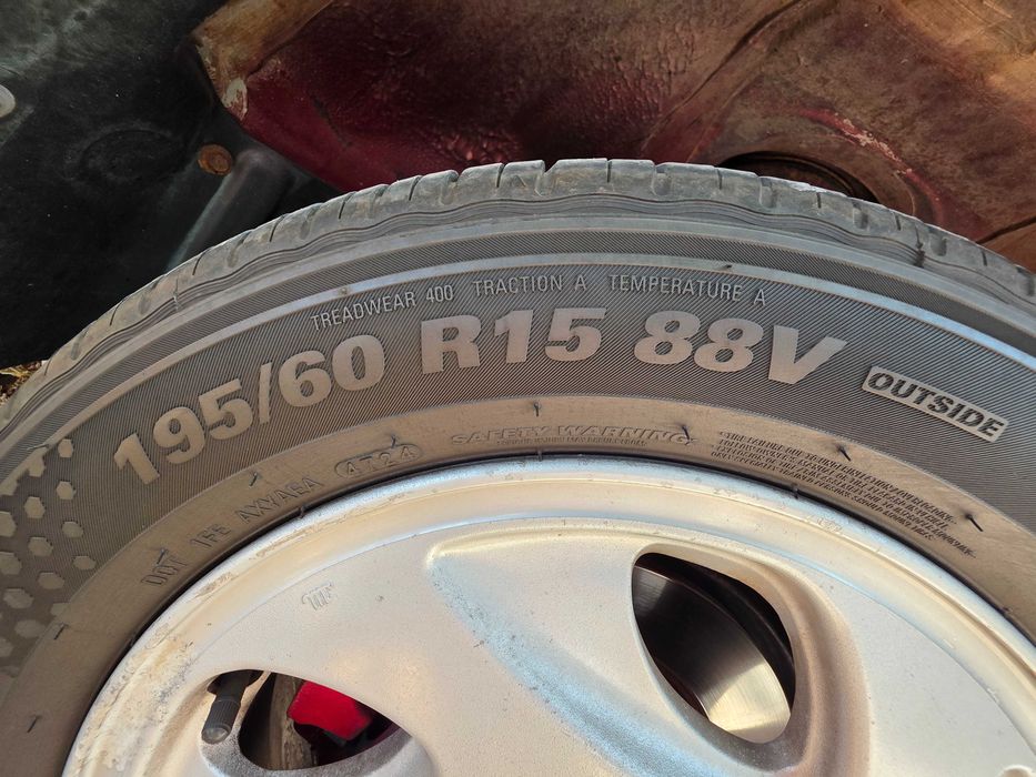 Летни гуми KUMHO ES31 195/60/15 88V (4бр.)