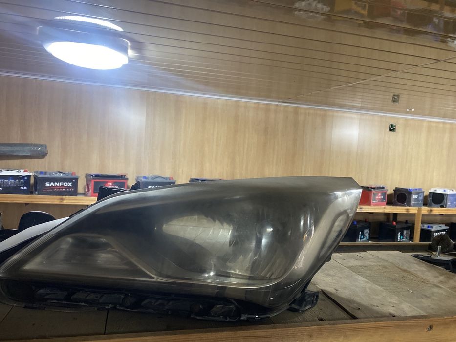 Акцент Тайота фары