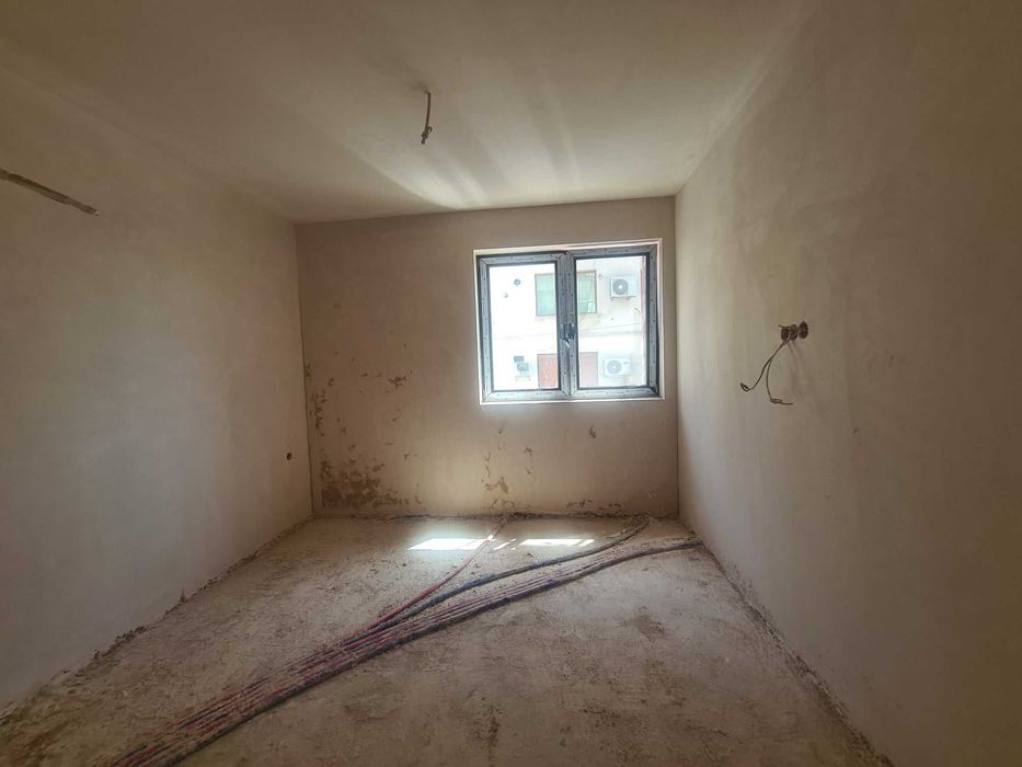 Продава се Тристаен апартамент в Хасково, Любен Каравелов - 119 кв.м за 999 €/кв.м - Снимка #3