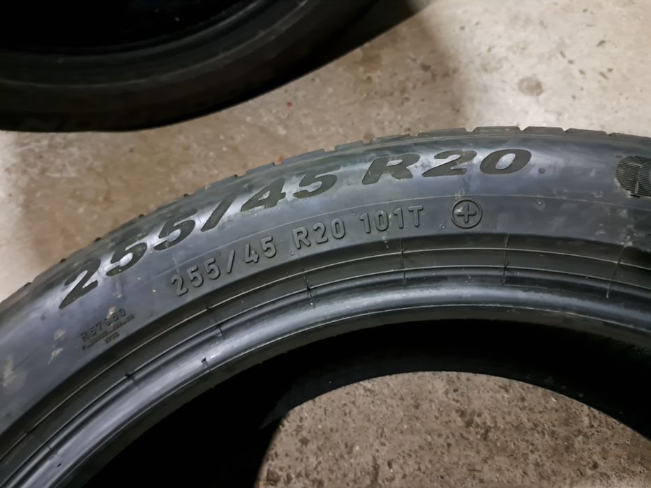 ! 4 anvelope 255/45 R20 Pirelli