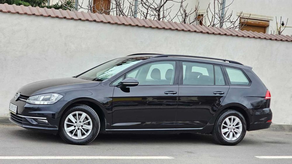 VW Golf 7.5 Facelift 2019 1.6TDI 116cp Manual Distronic Line / TOP