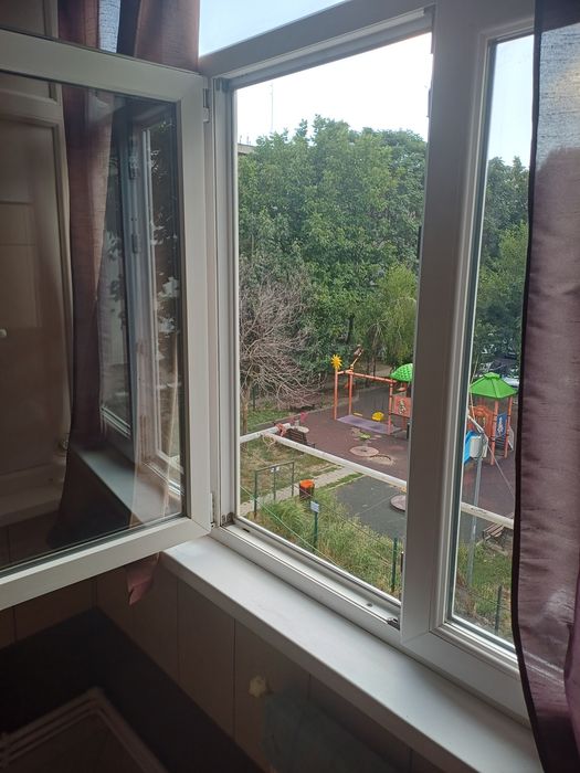 Vând apartament 2 camere, str. Decebal,  clinica Iacob