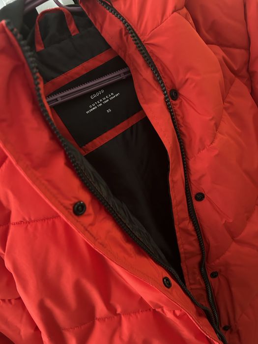 Дамско червено яке