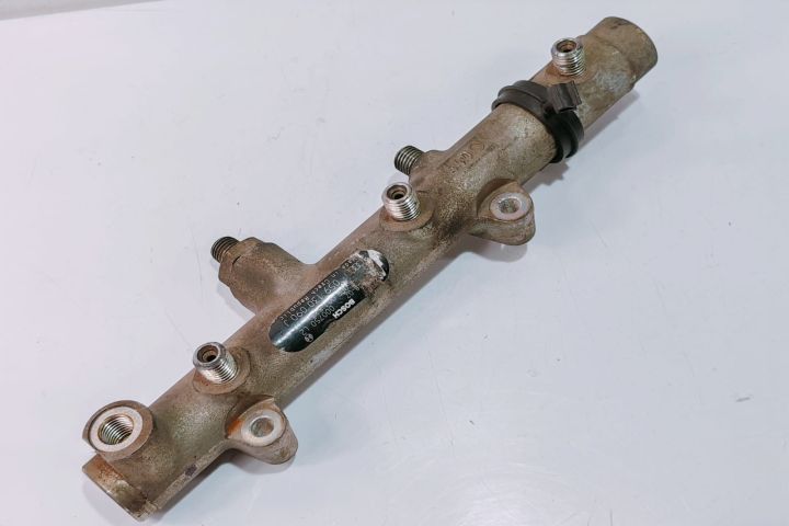 Rampa Injectoare  059130090J Volkswagen VW Touareg generatia 1 7L ser