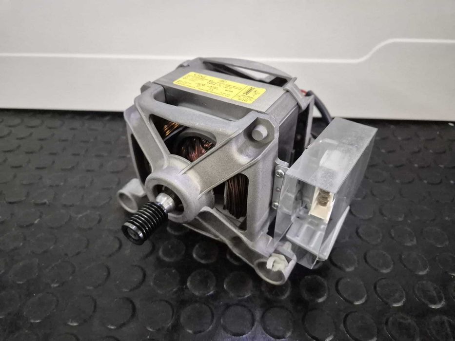 Motor 7 pini masina de spalat Arctic Beko GJ-2UA019D model / R20