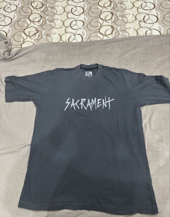 Luda тениски нови