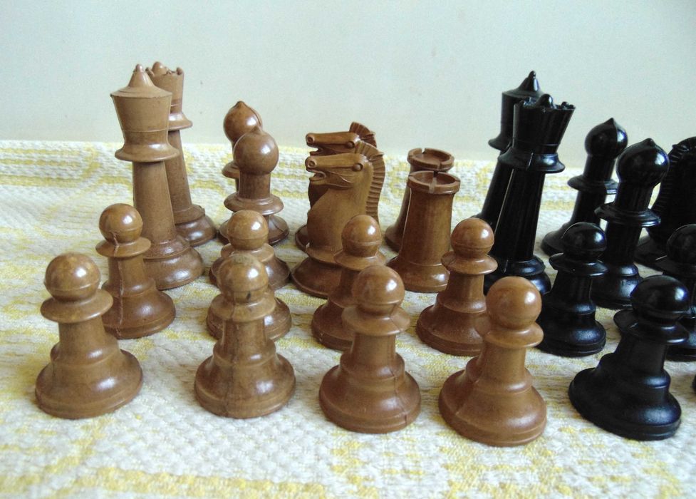 Бакелитови фигури за шах