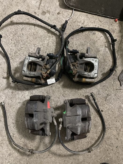 Vînd etrier spate electric stînga dreapta renault Kadjar 2022