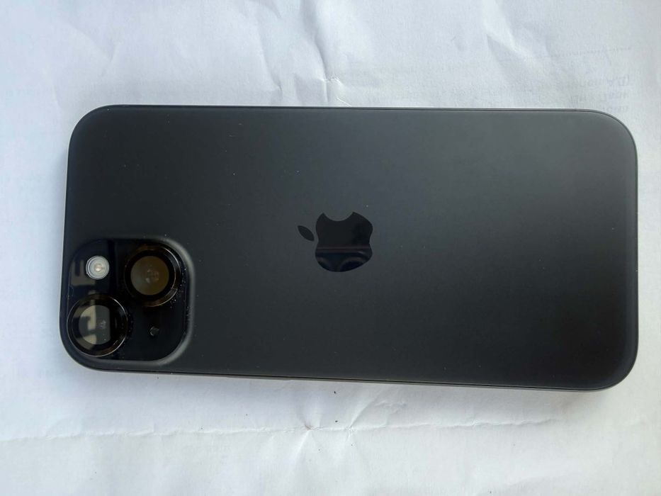 iPhone 15 128  много запазен