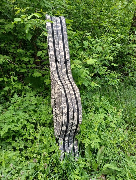 Двоен твърд калъф за съхранение на въдици