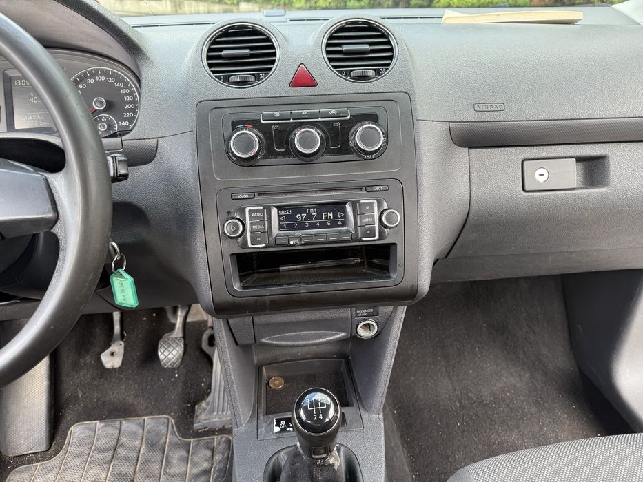 VW Caddy 6+1 locuri / 1.6 diesel