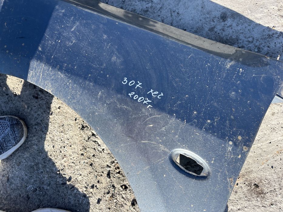 Калник ляв Peugeot 307хечбег