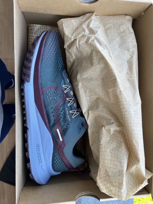 Nike react pegasus trail 42 номер