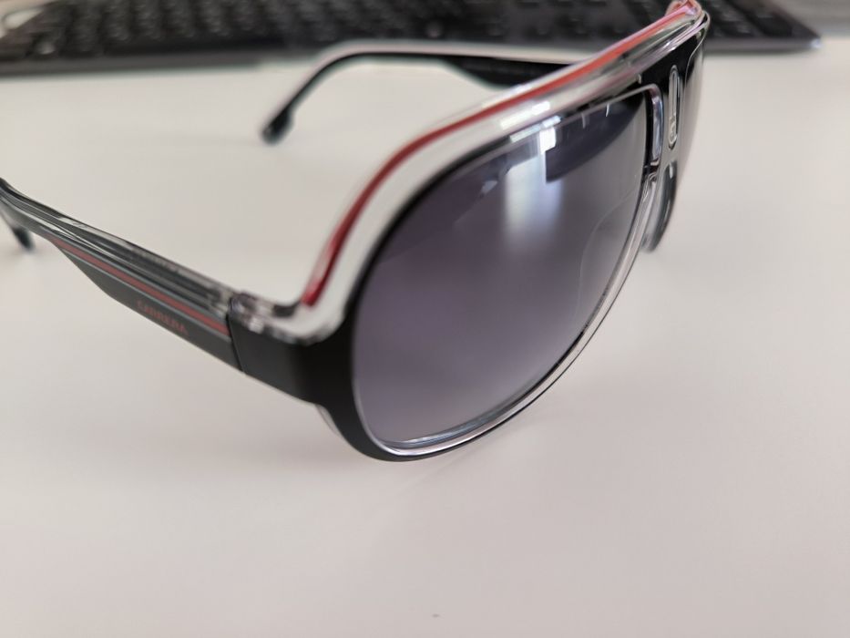 слънчеви очила CARRERA