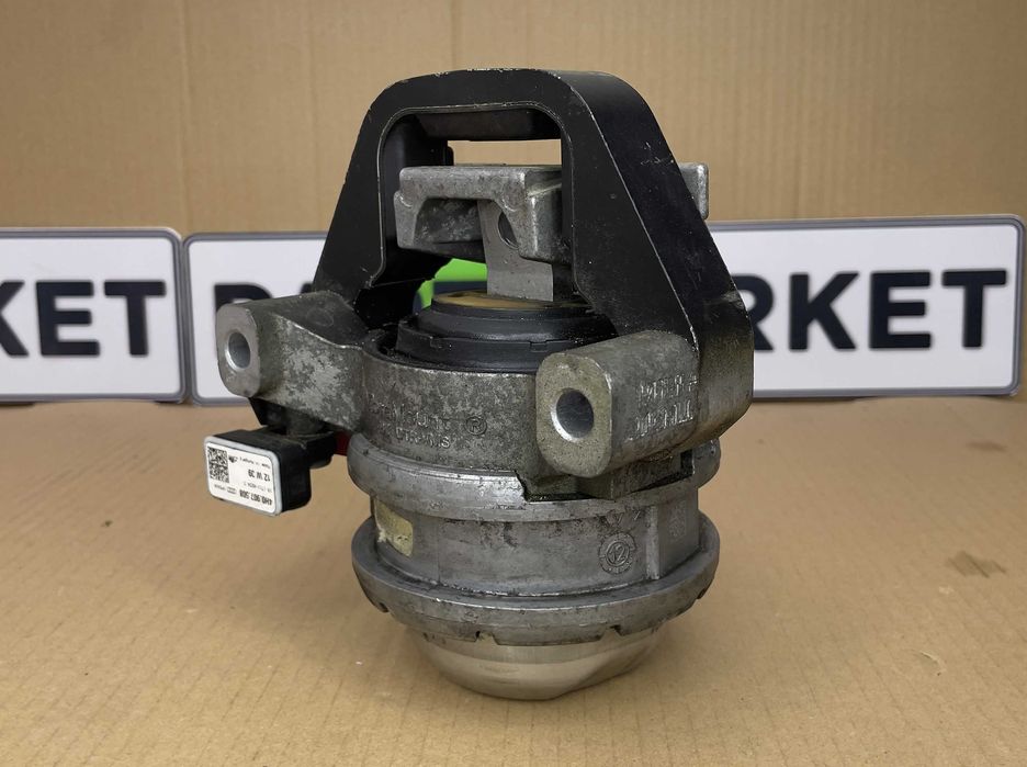 Тампон за двигател AUDI A8/S8 4H0199255AA