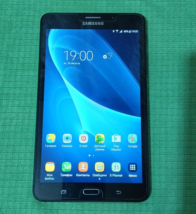 Продаётся планшет самсунг без обмена