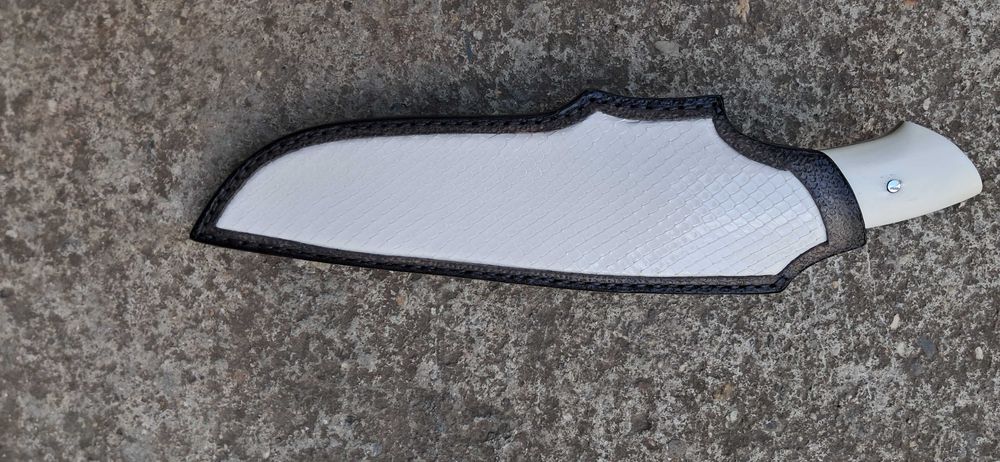 Нож от стомана S390